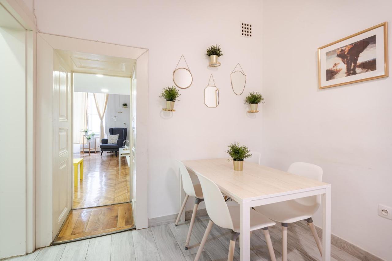 D20- Boutique Apartments, Best Location, By Bqa ブダペスト エクステリア 写真